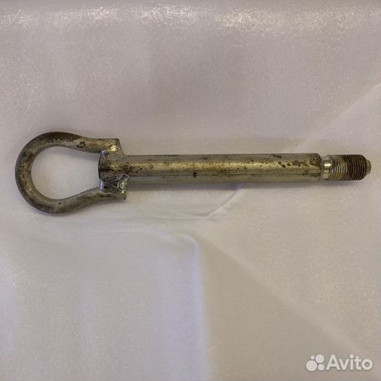 Буксировочный крюк Приора (Priora)