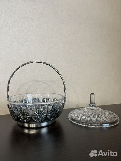 Мельхиоровая хрустальная конфетница с ручкой