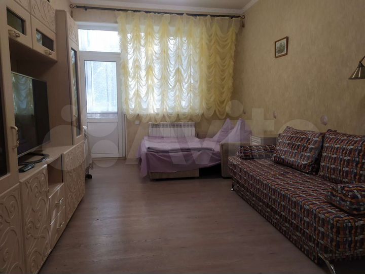 1-к. квартира, 60 м², 2/5 эт.