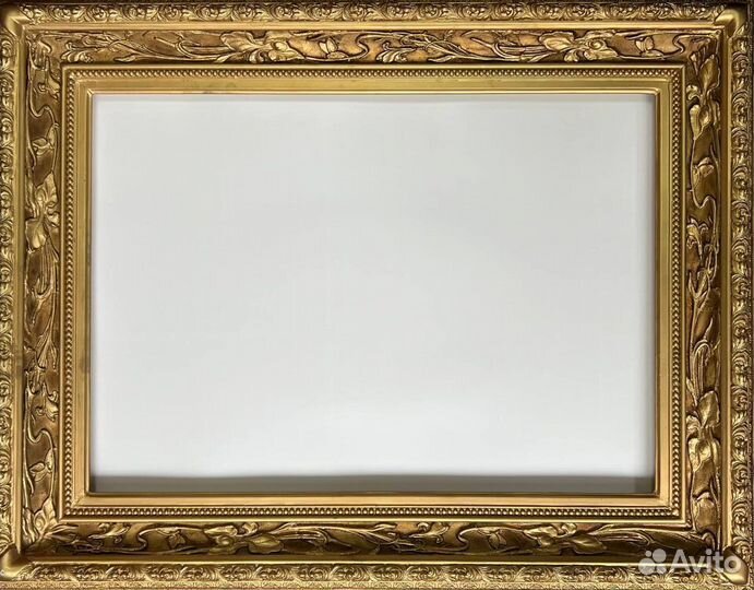 Рама деревянная в золоте 67*87см