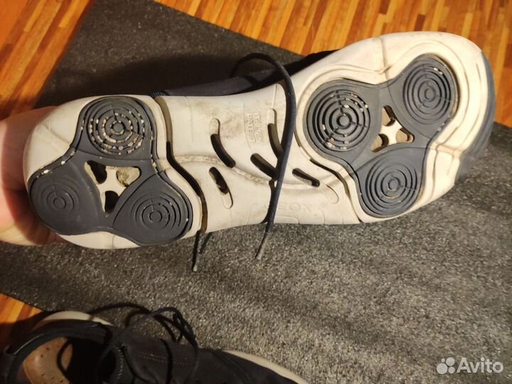 Кроссовки стелька 28,5см geox 44p