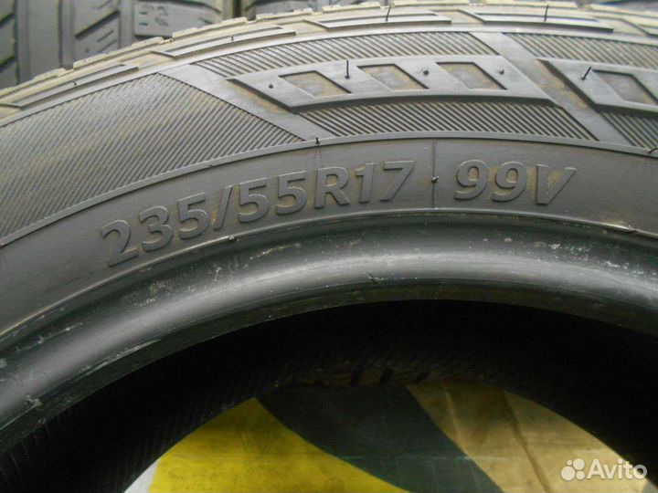 Hankook Dynapro HP RA23 235/55 R17