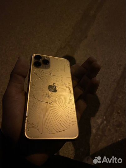 iPhone 11 Pro, 64 ГБ
