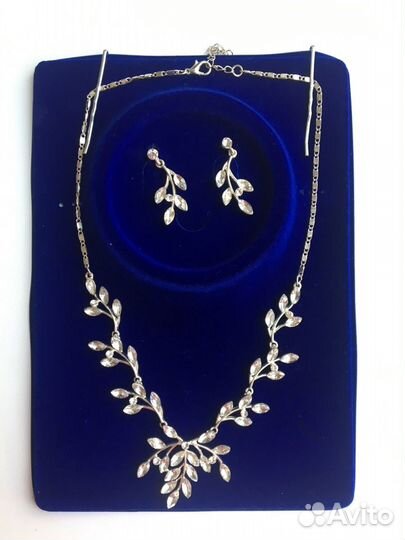 Колье и серьги