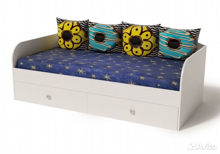 Кровать в белом цвете