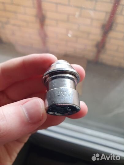 Секретные гайки на колеса М 12х1.5х36