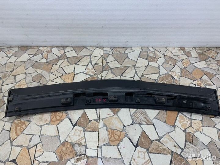 Спойлер Ford Focus хэтчбэк 1.6 hwdb (100 Л.С) 2007