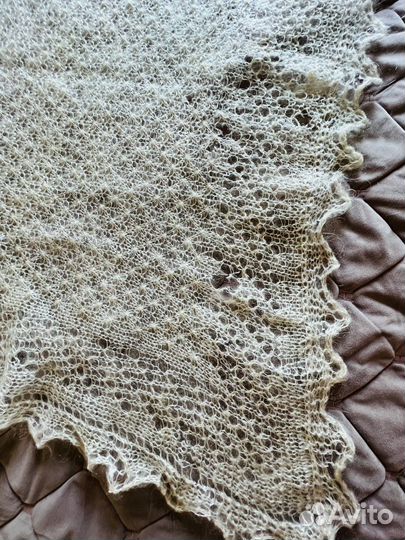 Пуховый платок паутинка шаль