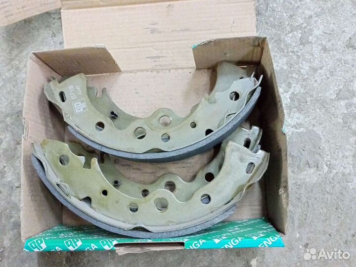 Колодки барабанные задние Ниссан Альмера классик
