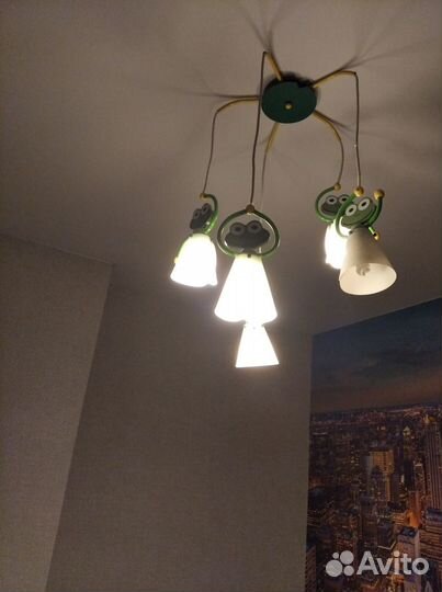 Веселая люстра в детскую