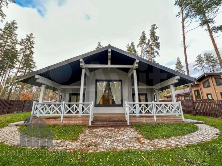 Дом 200 м² на участке 12 сот.