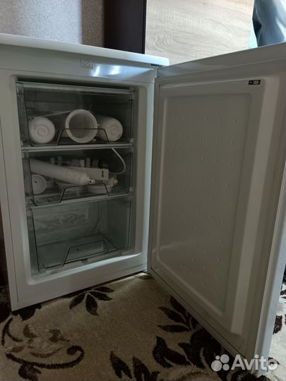 Холодильники и морозильник б/у