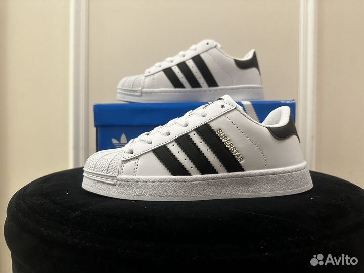 Adidas superstar белые