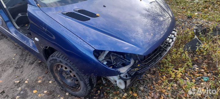 Запчасти на peugeot 206