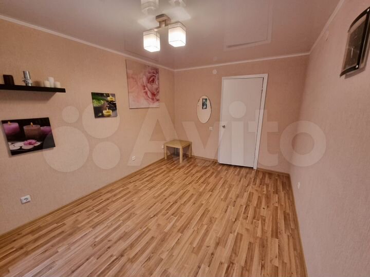 3-к. квартира, 79,8 м², 1/10 эт.