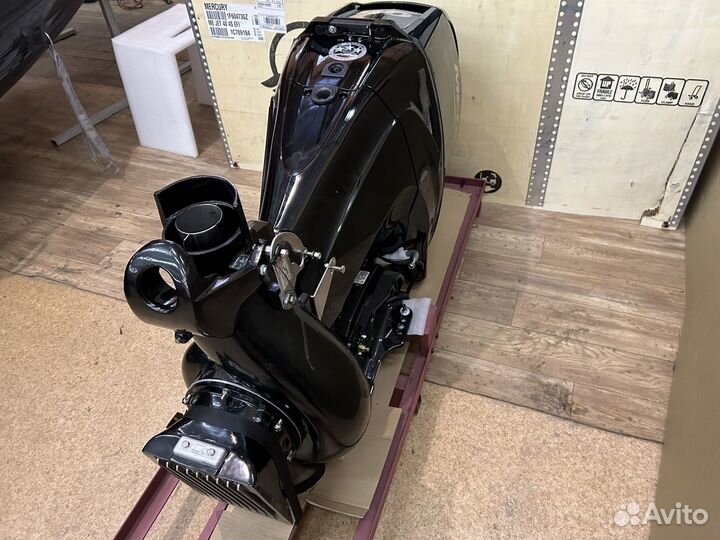 Мотор лодочный Mercury 40 JET elpt EFI