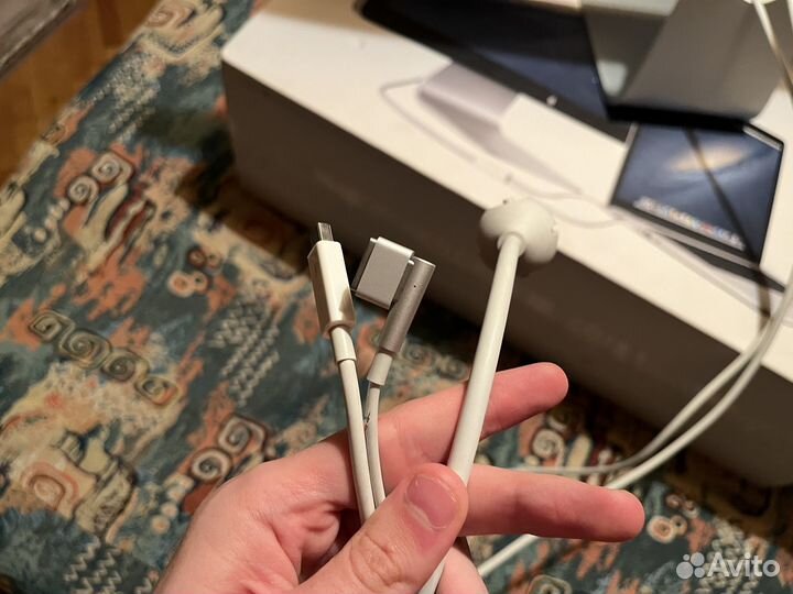 Apple thunderbolt display 27