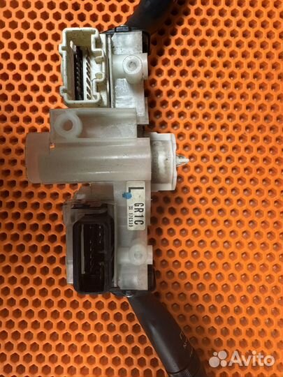 Подрулевой переключатель mazda 6gg