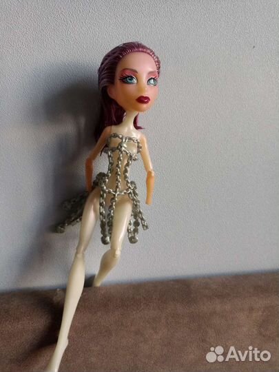 Кукла монстр хай spectra