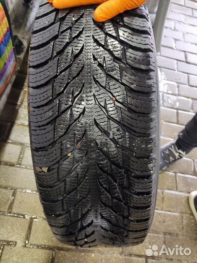 Nokian Tyres Hakkapeliitta R3 SUV 235/65 R18