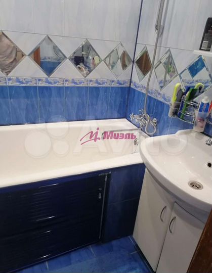 4-к. квартира, 80 м², 1/9 эт.