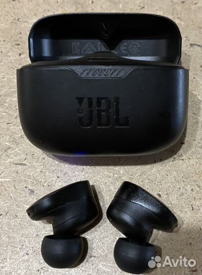 Беспроводные наушники JBL Tune 130 NC TWS