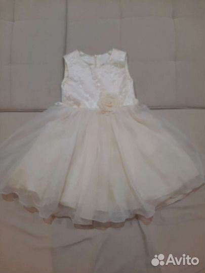 Платье для девочки,размер 32-34
