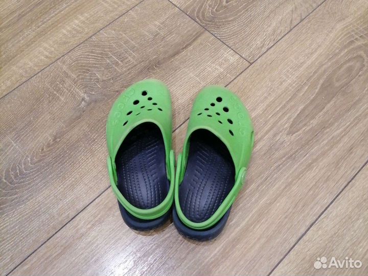 Сандали crocs C10