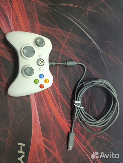 Джостик Xbox 360 проводной белый