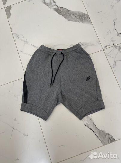 Шорты Nike Tech Fleece S оригинал
