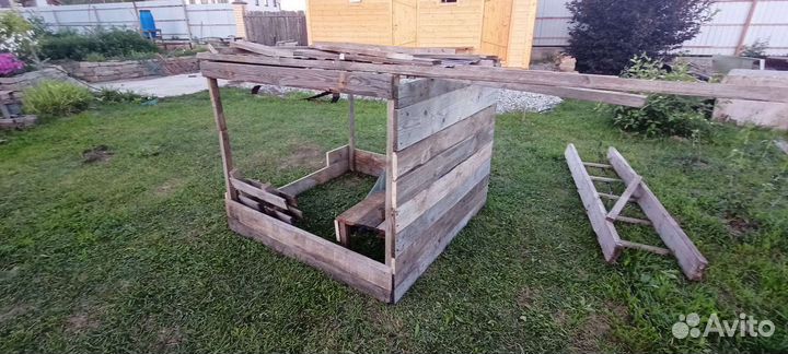 Дом из дерева для детей