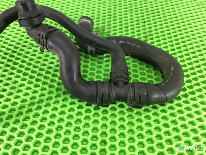 Патрубок радиатора