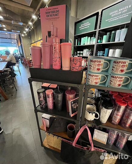 Продукция Starbucks Blackpink лимитированная