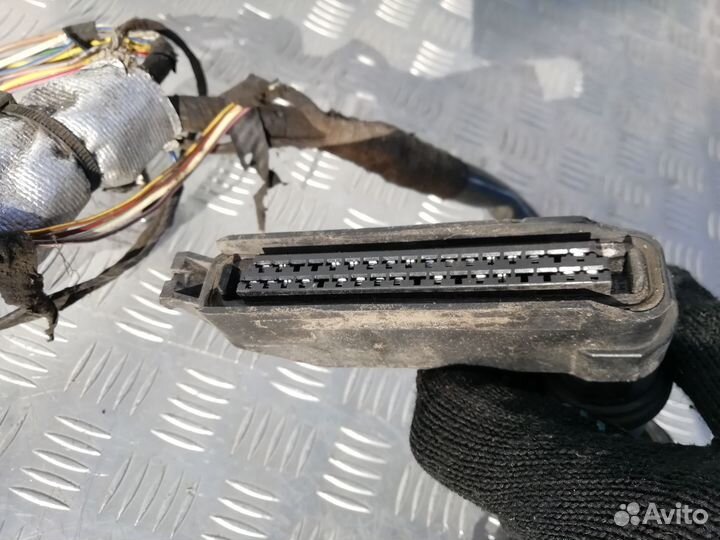 Проводка двигателя Volkswagen Passat B3 1.8 AAM