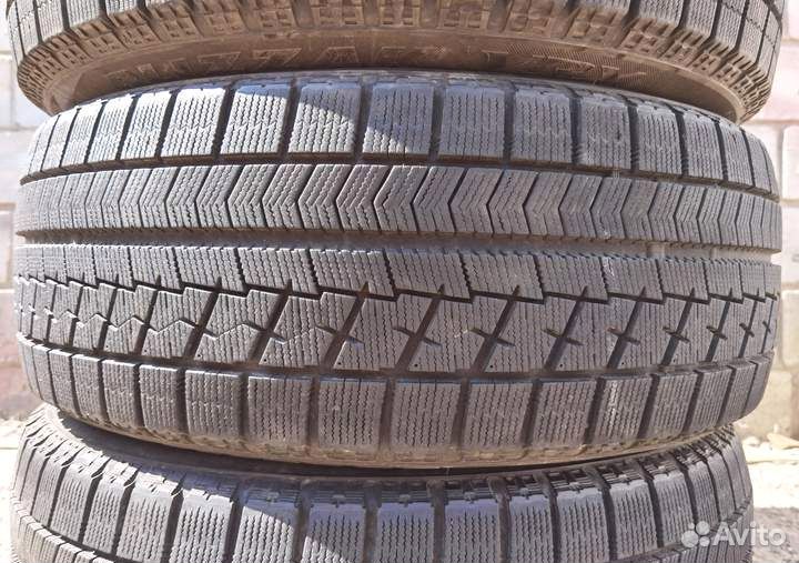 Bridgestone Blizzak VRX 205/55 R17 101V