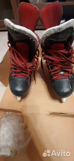 Хоккейные коньки бауэр