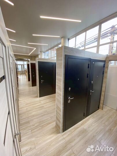 Входная дверь