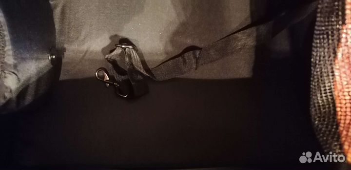 Переноска для кошек и собак