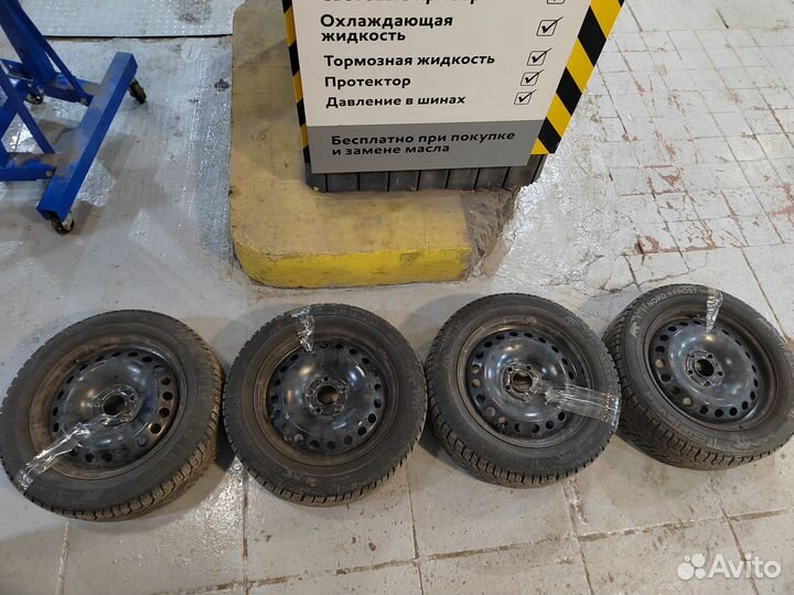 Комплект зимней резины на дисках 5*108 r 16 Ford