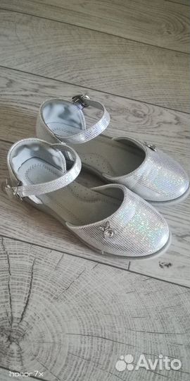 Туфли для девочки 31 размер бассаножки, сандали