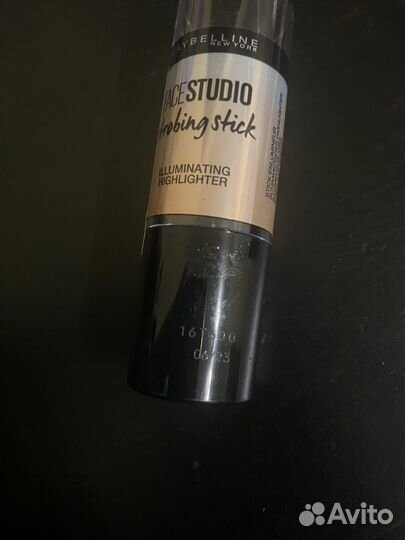 Maybelline FaceStudio strobing stick хайлайтер