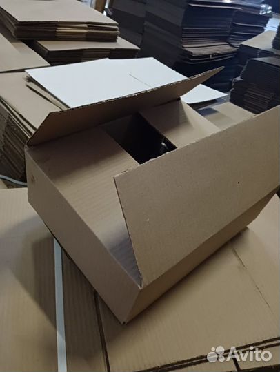 Гофрокороб (коробка картонная) 380х285х126мм