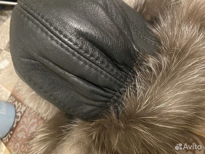 Шапка с настоящим мехом женская