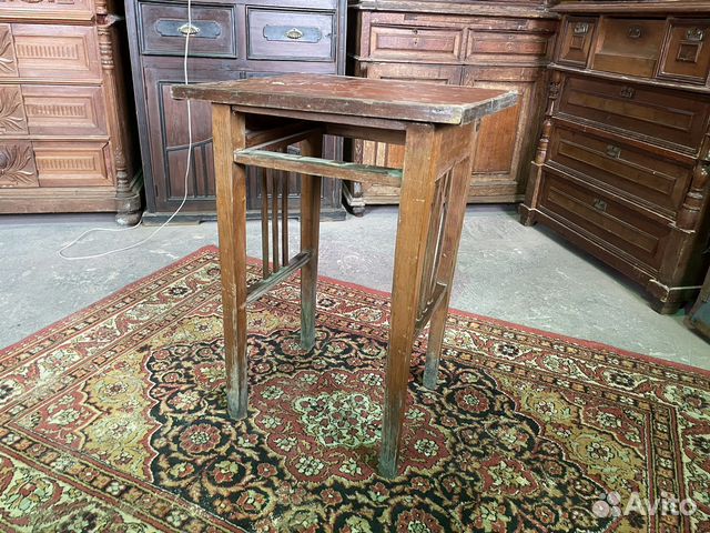 Столик старинный под реставрацию
