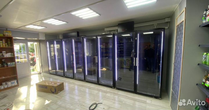 Холодильный шкаф для магазина, пивного магазина