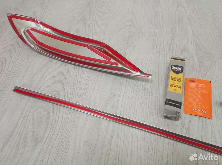 Накладки на задний бампер Volkswagen Tiguan 2020+