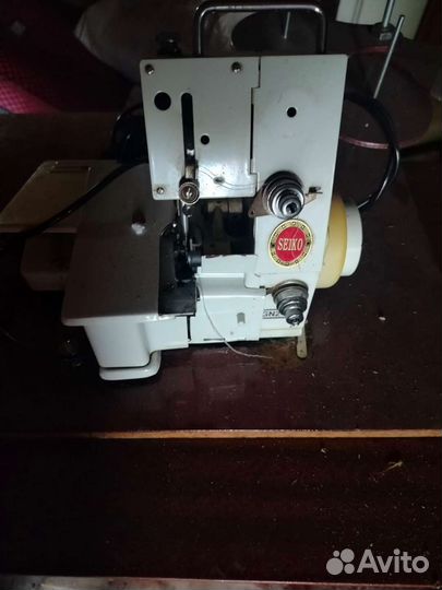 Оверлок для швейной машины