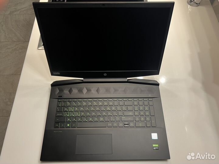 Игровой ноутбук HP pavilion