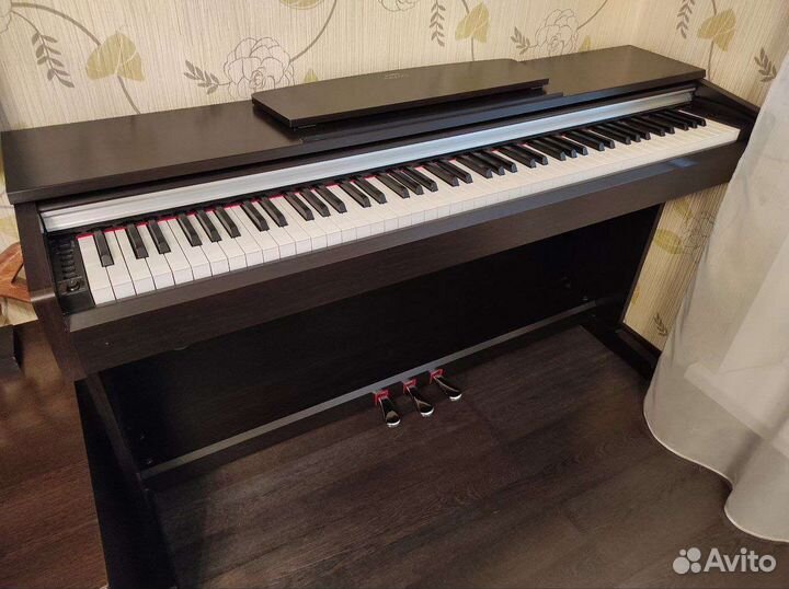 Цифровое пианино Yamaha Arius ydp 141