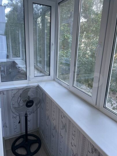 Доля в 2-к. квартире, 54 м², 3/10 эт.